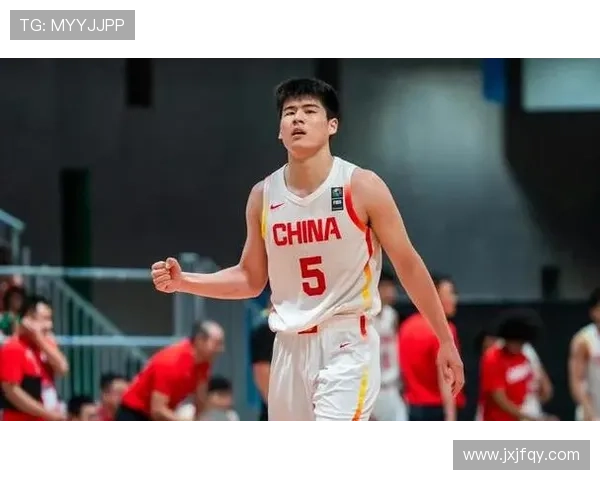 杨溢单场助攻创历史纪录 0分17助攻领衔全场成赛会助攻王 杨溢单场助攻创历史纪录 0分17助攻领衔全场成赛会助攻王